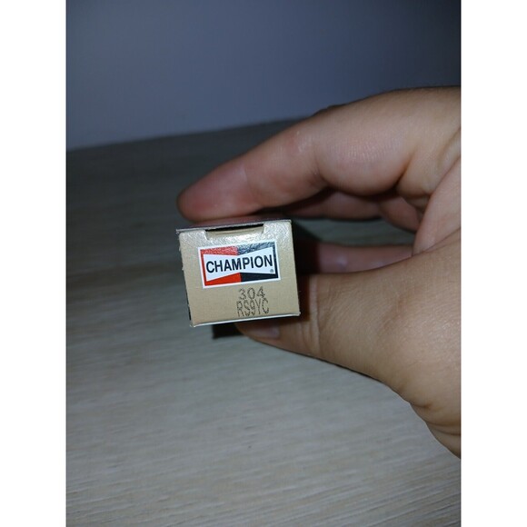 Champion Copper Plus Spark Plugs RS9YC 304  Pack Of Six Singles 2017 New - Picture 11 of 16